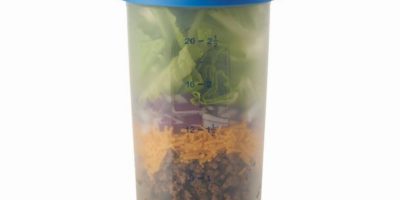 Tupperware Bottle Salad for a flight