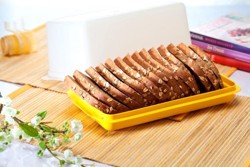 Bread server by Tupperware containers
