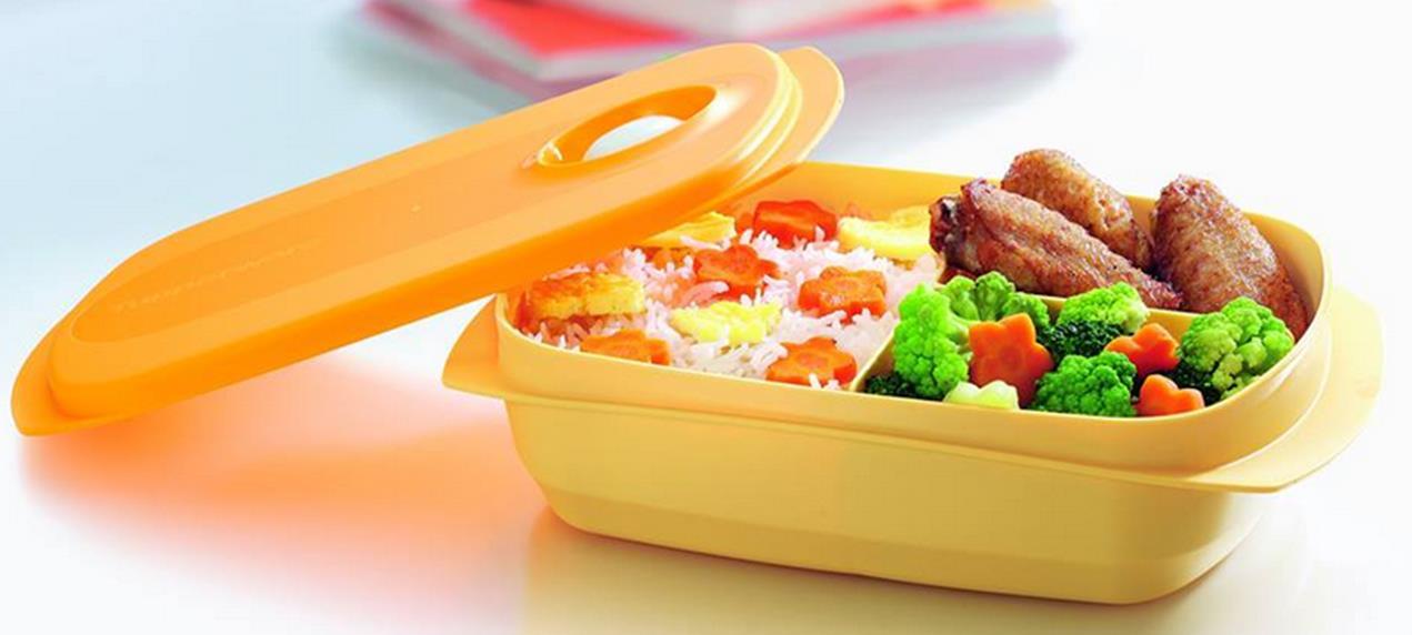 Tupperware lunch box