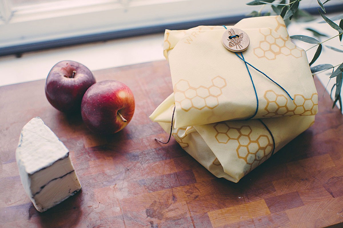 Wrap in ecofriendly reusable beeswax wrap to keep food warm & fresh. Carry in Tupperware lunch box if it has to be later tossed in the backpack.