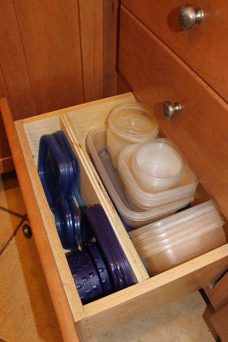 Tupperware containers