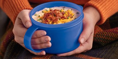 tupperware soup bowl