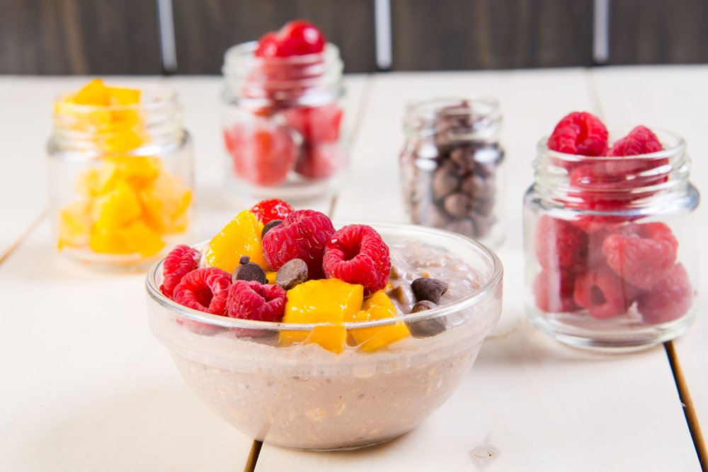 Overnight oats frozen fruit